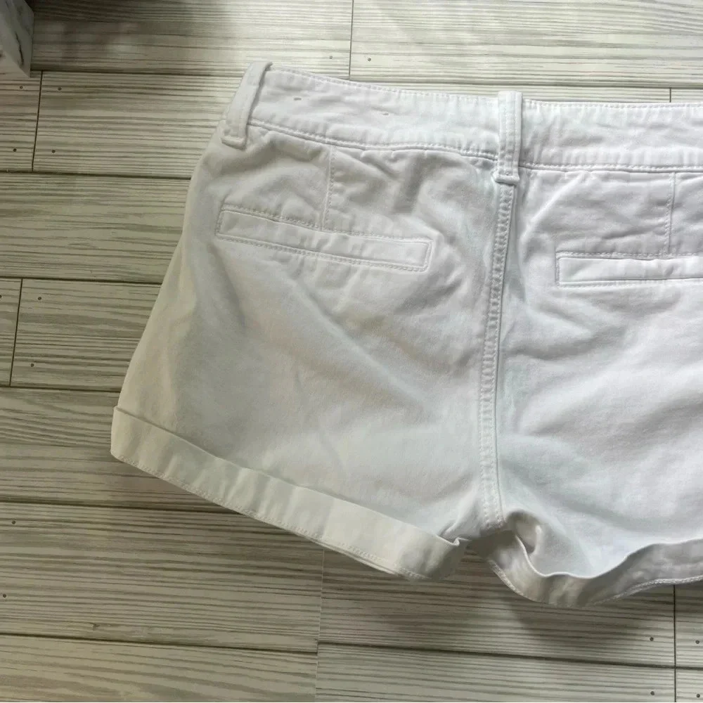 American eagle white midi shorts women's‎ size 00